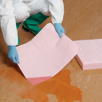 PIG® HazMat Chemical Absorbent Mat Pad - MAT301