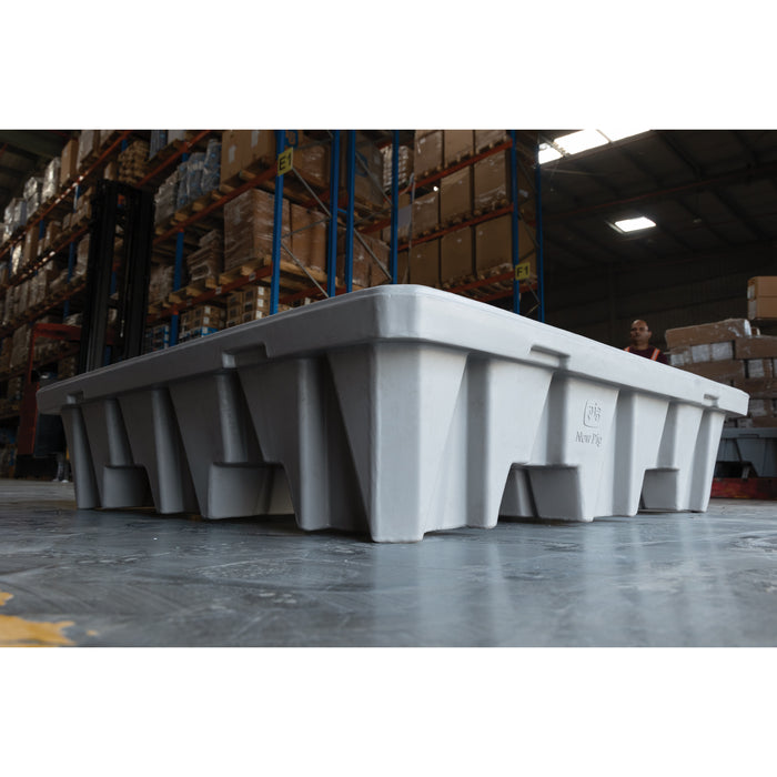 PIG® 4-Drum Containment Pallet - PAK1201