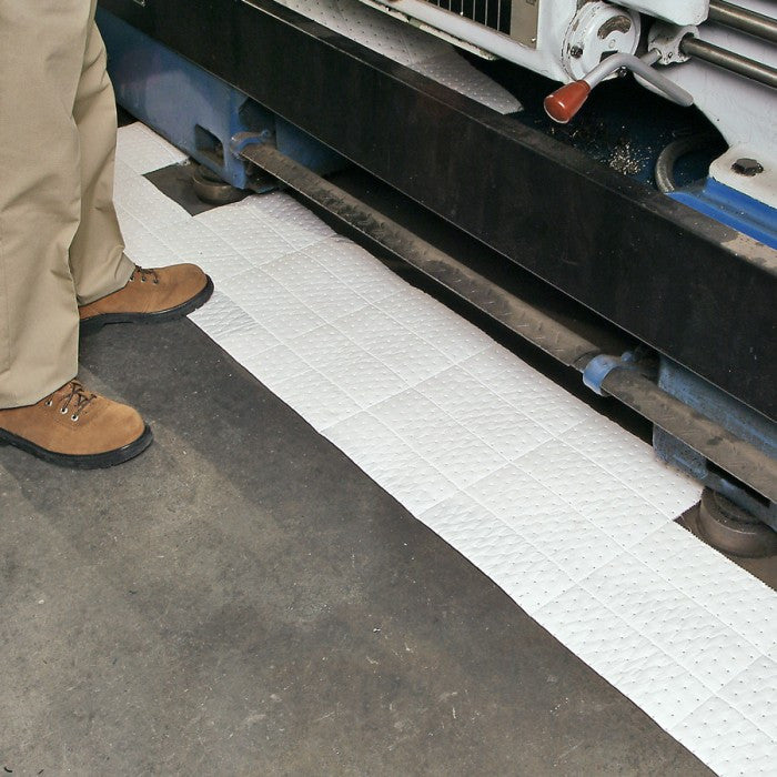 Mat Ripping PIG® Rip-&-Fit® Oil-Only Absorbent Mat Roll in Dispenser Box - MAT442 ...