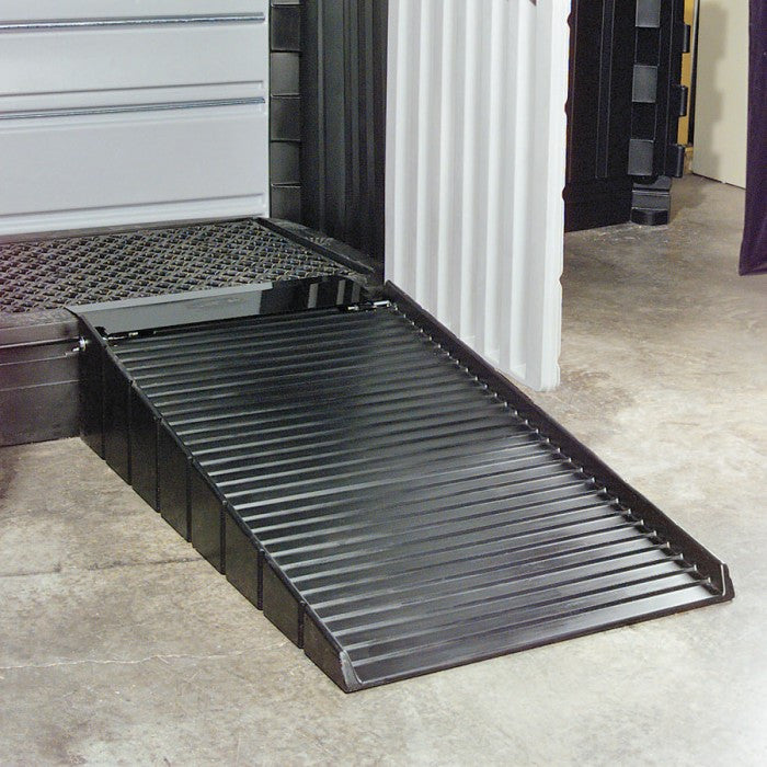 PIG® Poly Loading Ramp - PAK734