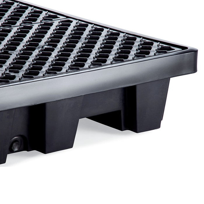 PIG® 4-Drum Poly Spill Containment Pallet - PAK210